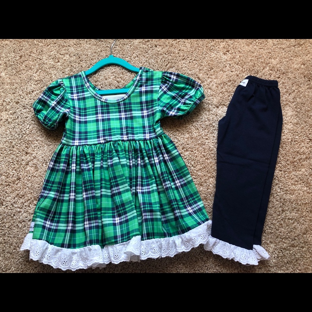 Lucky set - green & navy plaid tunic, navy pants